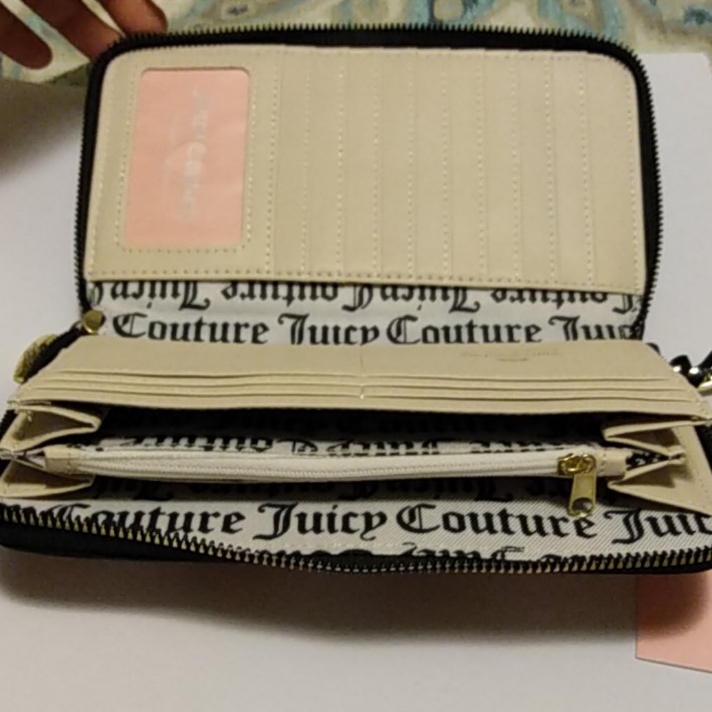 Juicy Couture Pink and Cream Floral Wallet with Gold Logo - Picture 6 of 7